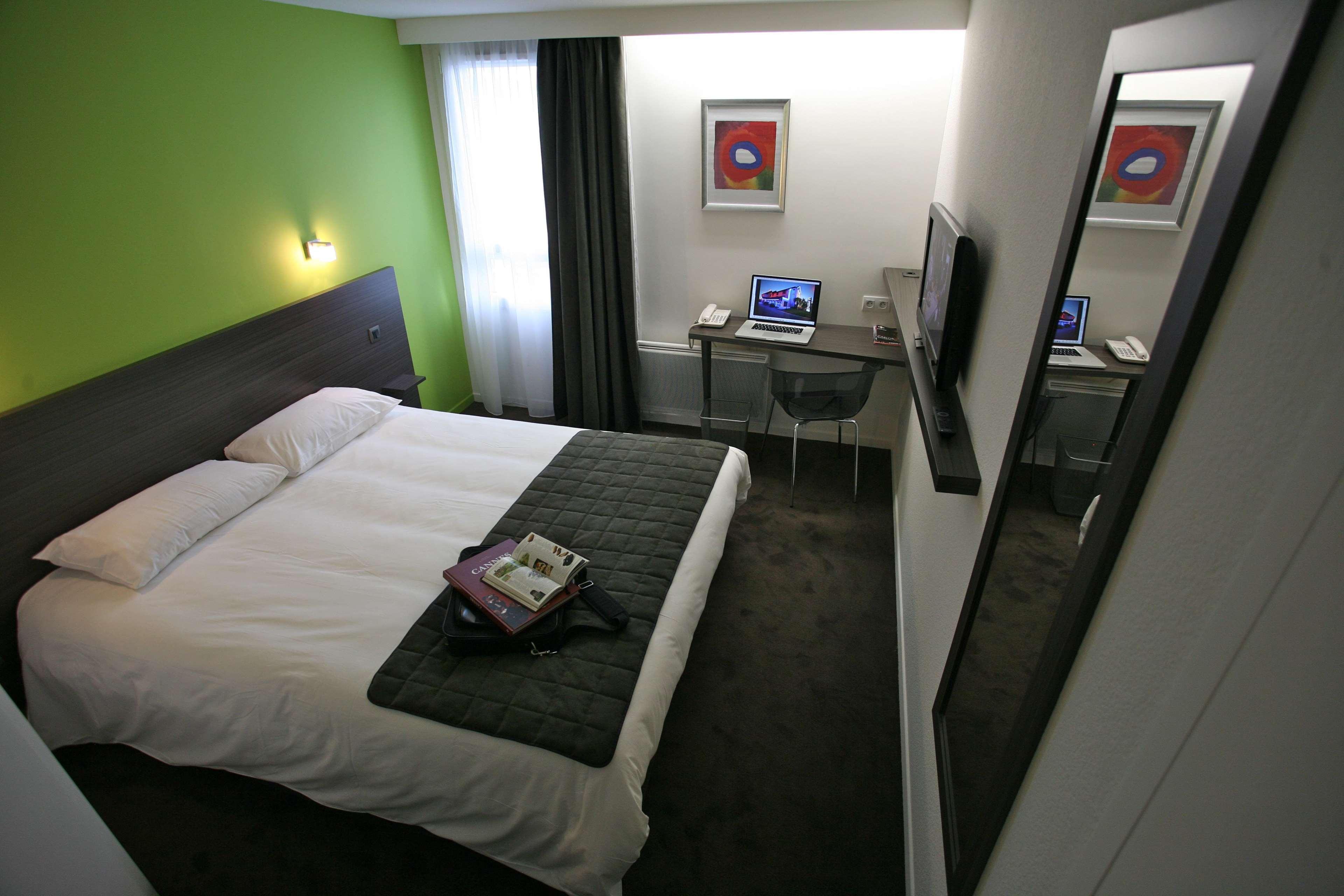 Kyriad Saint Brieuc - Tregueux Екстер'єр фото